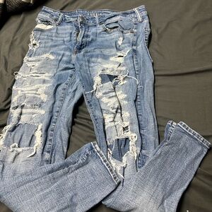 Men’s ripped jeans